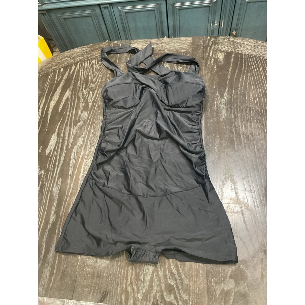 Black one piece shorts swim‎ suit